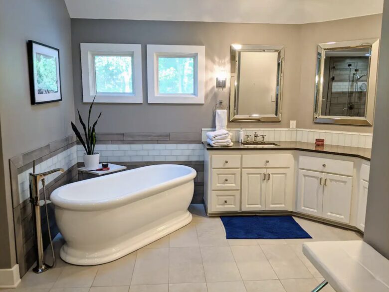 Rivercrest Oasis with Private Dock, Pool & Hot Tub - Austin, Texas