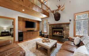 Spacious 6 Bedroom Family Vacation Getaway - Lincoln, New Hampshire