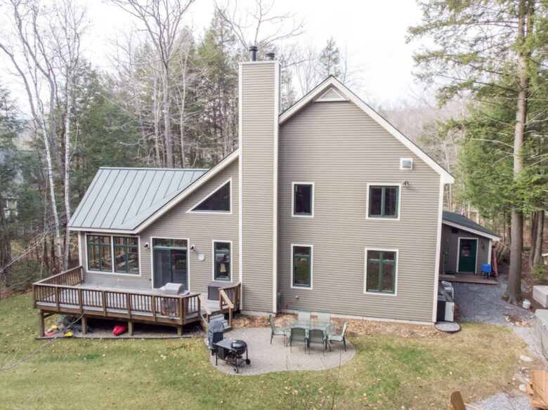 Spacious 6 Bedroom Family Vacation Getaway - Lincoln, New Hampshire