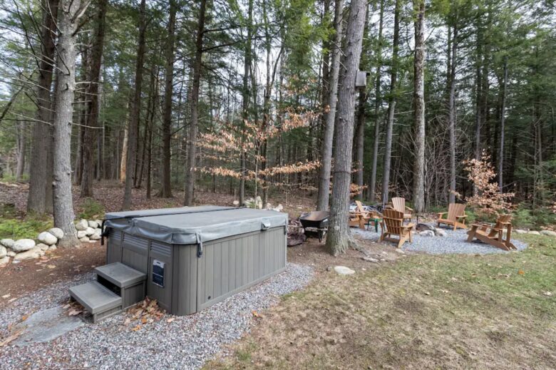 Spacious 6 Bedroom Family Vacation Getaway - Lincoln, New Hampshire