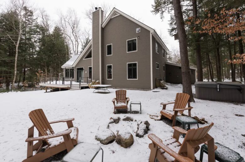Spacious 6 Bedroom Family Vacation Getaway - Lincoln, New Hampshire