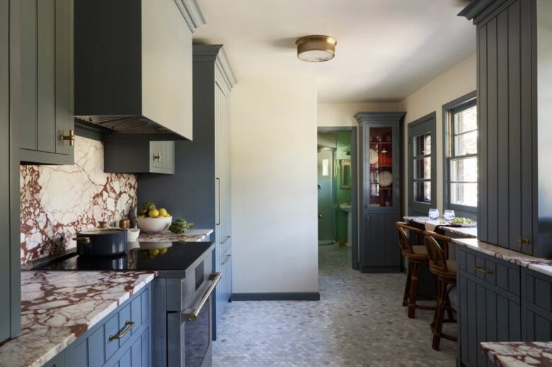 Interior Design Lovers Retreat Near the Ocean - Bellport, New York