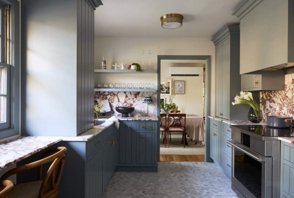 Interior Design Lovers Retreat Near the Ocean - Bellport, New York