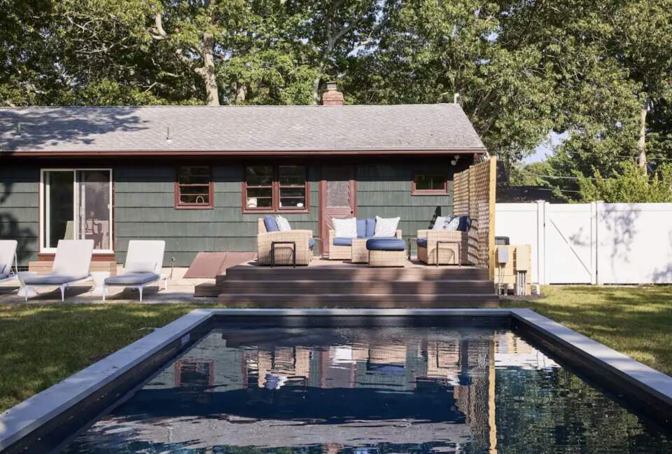 Interior Design Lovers Retreat Near the Ocean - Bellport, New York