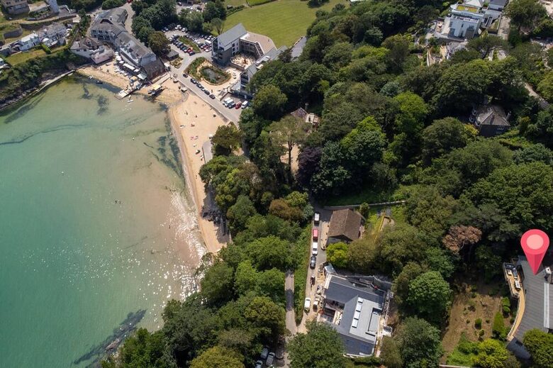 Murrawingi Modern Coastal Home - Salcombe, United Kingdom