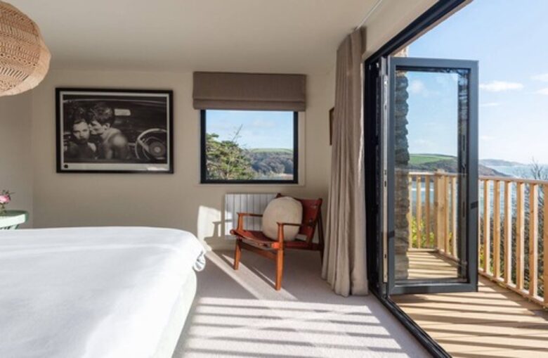 Murrawingi Modern Coastal Home - Salcombe, United Kingdom