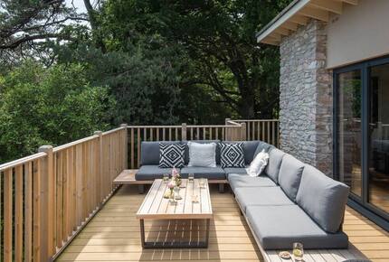 Murrawingi Modern Coastal Home - Salcombe, United Kingdom