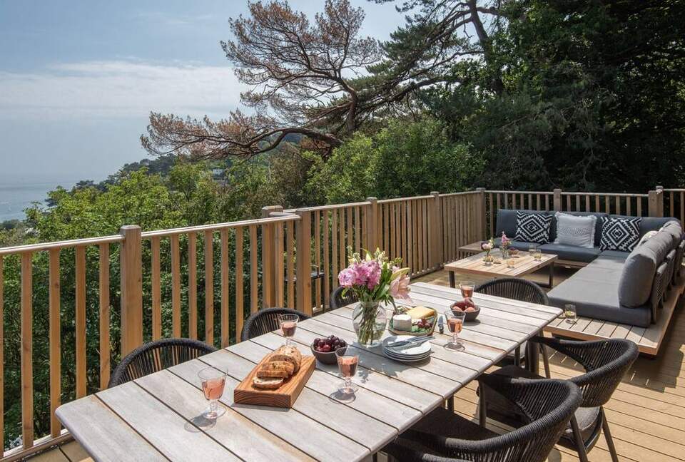 Murrawingi Modern Coastal Home - Salcombe, United Kingdom