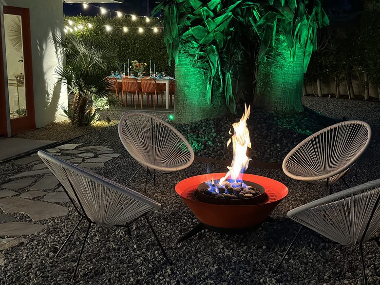 Atomic Hideaway: Iconic Mid-Century Retreat - Palm Springs, California