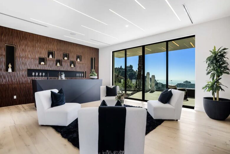 Monarch Modern | Hollywood Hills Hideaway - Los Angeles, California