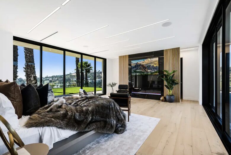 Monarch Modern | Hollywood Hills Hideaway - Los Angeles, California