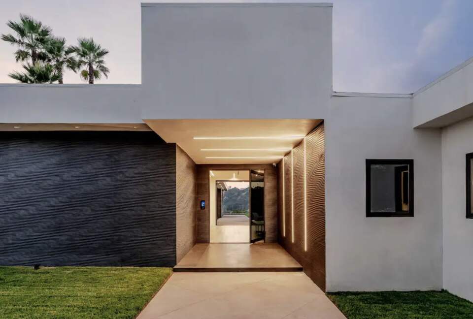 Monarch Modern | Hollywood Hills Hideaway - Los Angeles, California