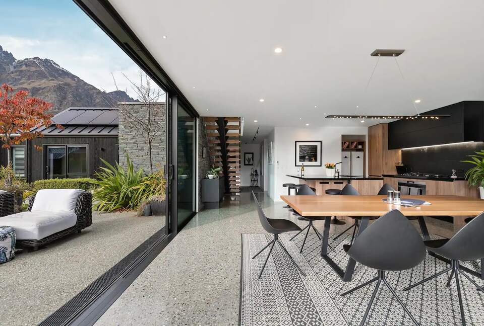 Architectural Luxury in Jack's Point, NZ - Queenstown, New Zealand