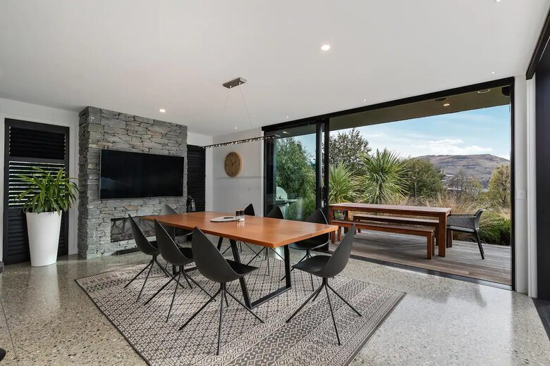Architectural Luxury in Jack's Point, NZ - Queenstown, New Zealand