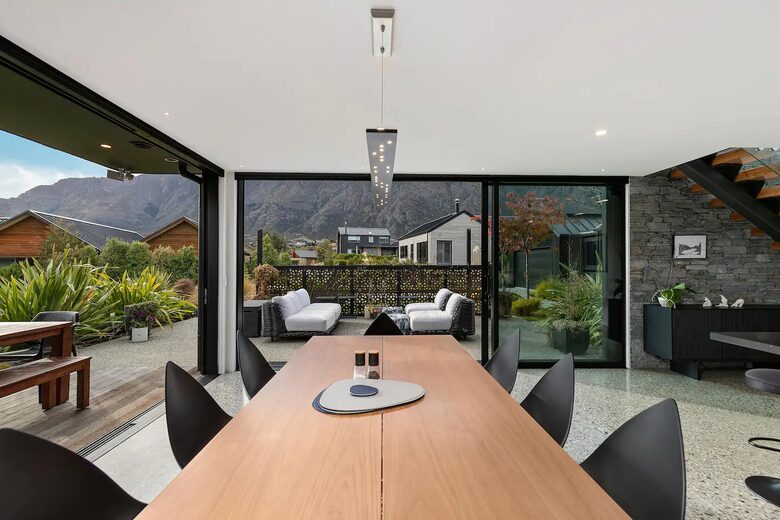 Architectural Luxury in Jack's Point, NZ - Queenstown, New Zealand