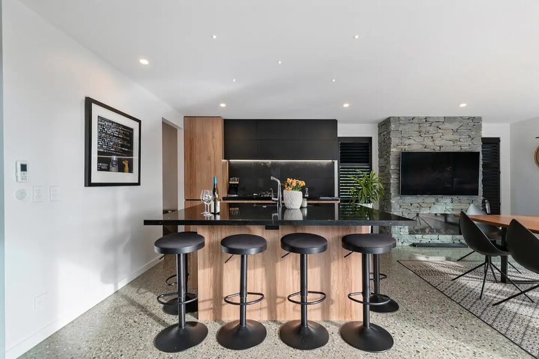 Architectural Luxury in Jack's Point, NZ - Queenstown, New Zealand