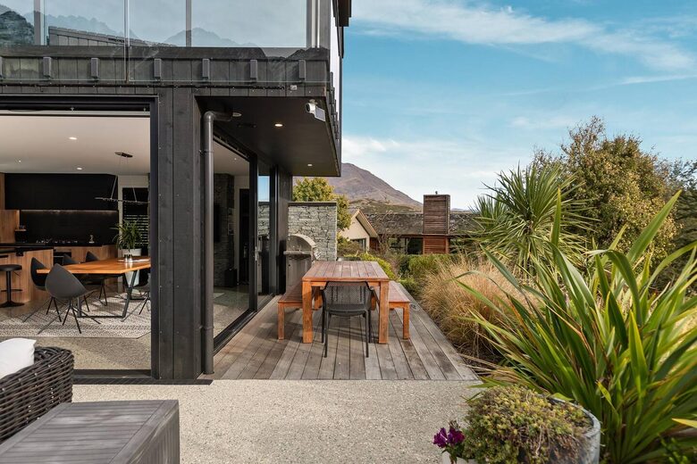 Architectural Luxury in Jack's Point, NZ - Queenstown, New Zealand