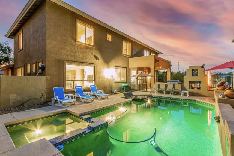 Spacious 5-Bed Glendale Retreat with Game Room & Pool - Glendale, Arizona
