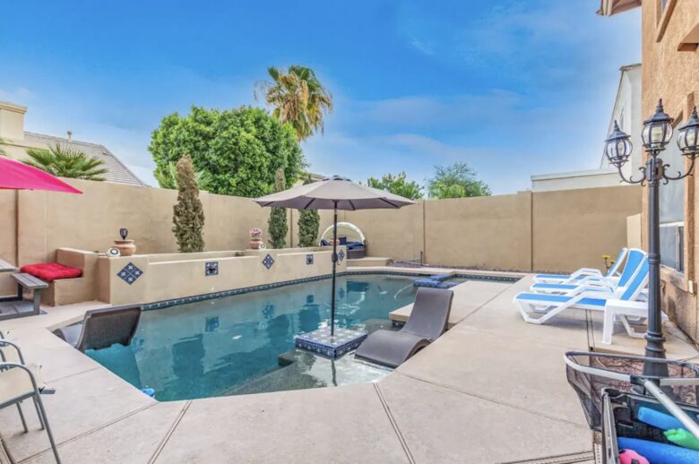 Spacious 5-Bed Glendale Retreat with Game Room & Pool - Glendale, Arizona