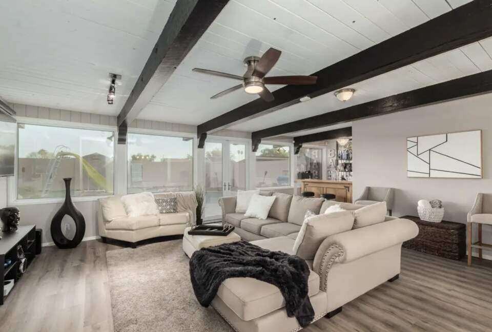 Elegant 4-Bed Phoenix Oasis with Pool, Hot Tub & Games - Phoenix, Arizona