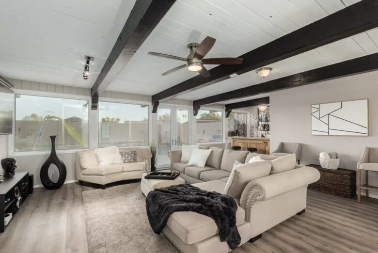 Elegant 4-Bed Phoenix Oasis with Pool, Hot Tub & Games - Phoenix, Arizona