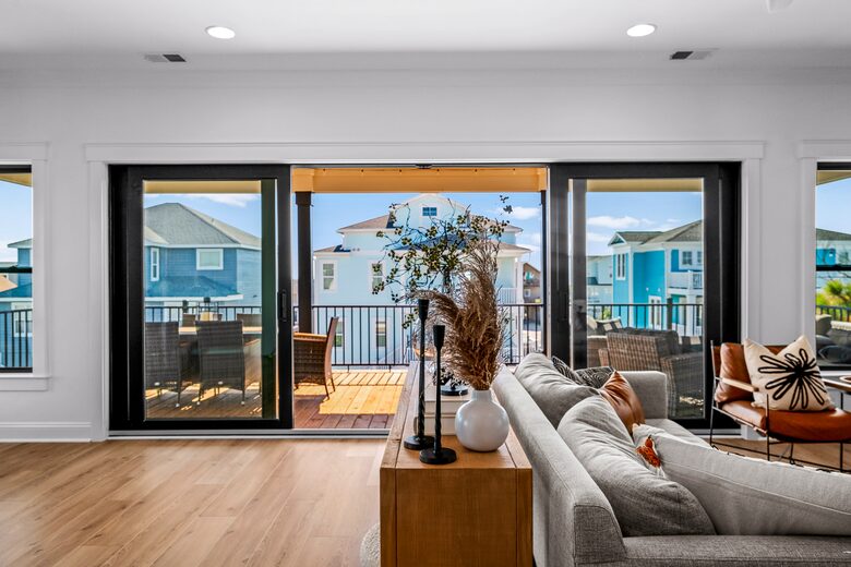 Coquina Cove Beach House - Holden Beach, North Carolina