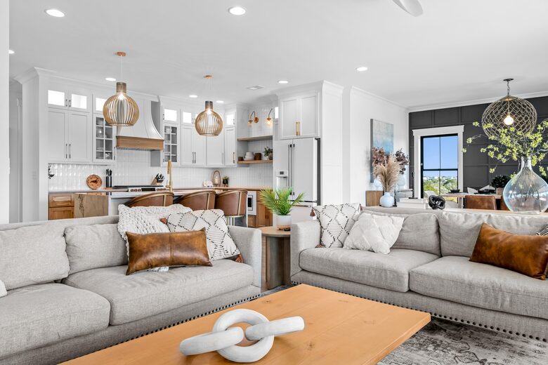 Coquina Cove Beach House - Holden Beach, North Carolina