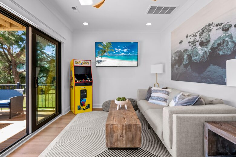 Coquina Cove Beach House - Holden Beach, North Carolina