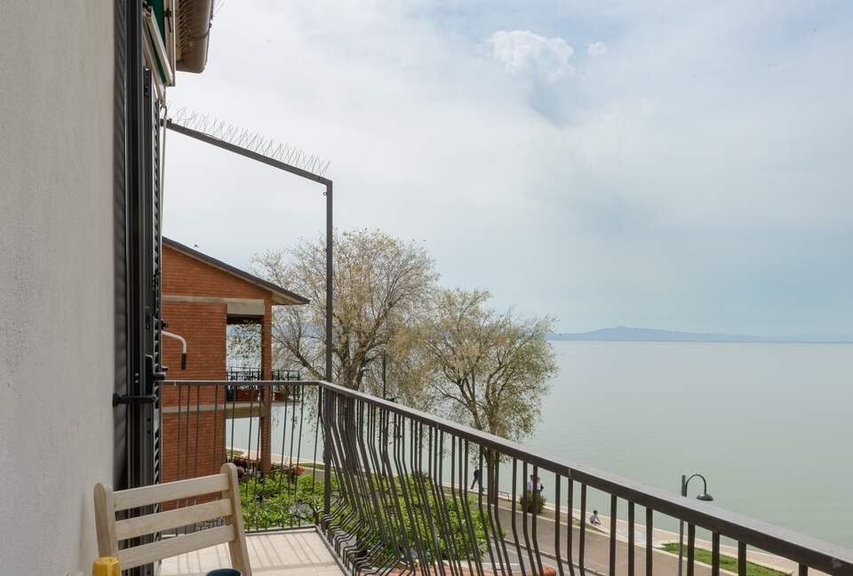 The View Sunset & Relax | Suite - Passignano sul Trasimeno, Italy