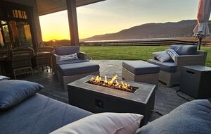 Seaside Sanctuary with Stunning Views - Nanoose Bay, Canada