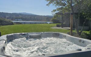 Seaside Sanctuary with Stunning Views - Nanoose Bay, Canada