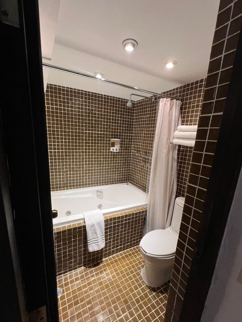 Horno de pan's bathroom