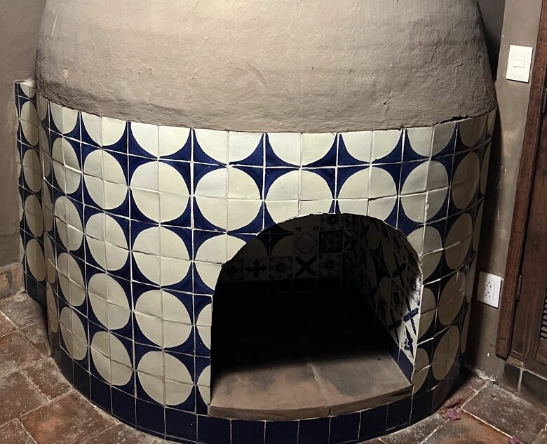 Talavera kitchen's oven
