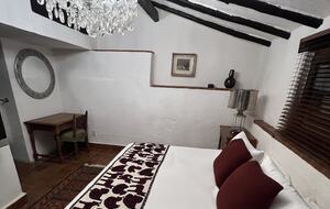 Los abuelos room