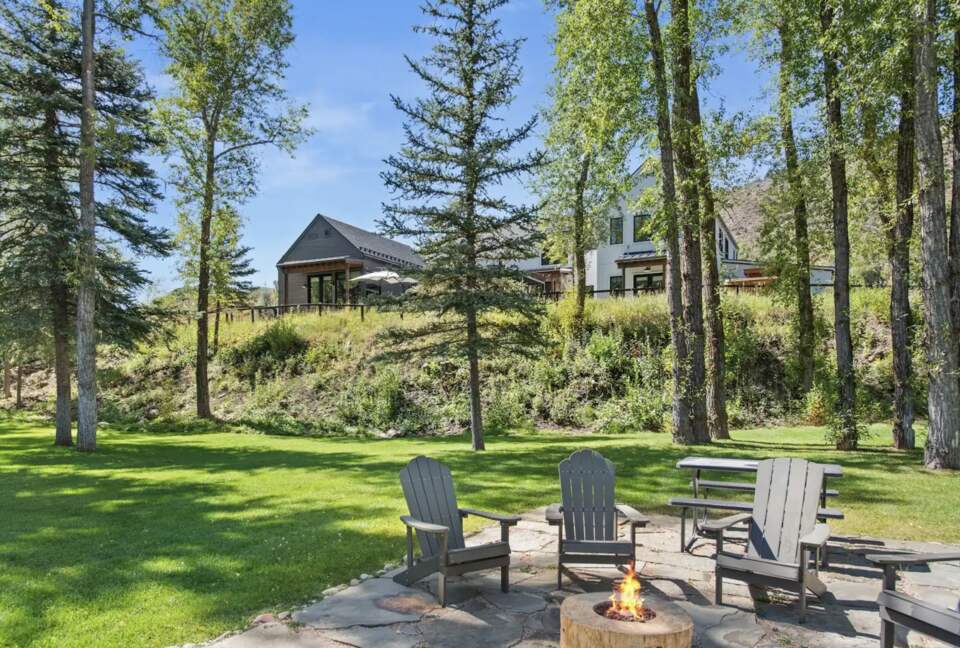 Aspen River Modern Farmhouse - Aspen, Colorado