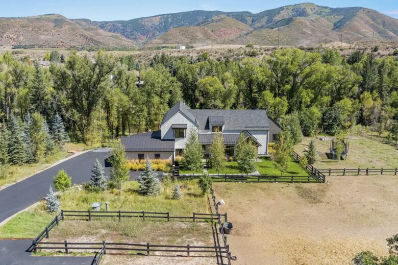 Aspen River Modern Farmhouse - Aspen, Colorado