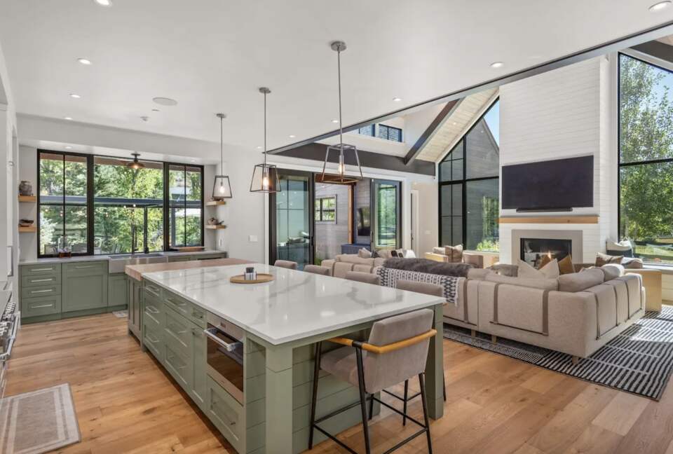 Aspen River Modern Farmhouse - Aspen, Colorado