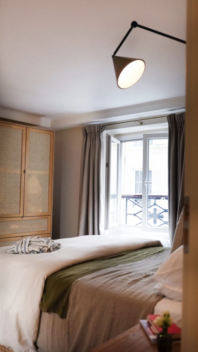 Elegant Parisian Apartment with Patio - Paris, France