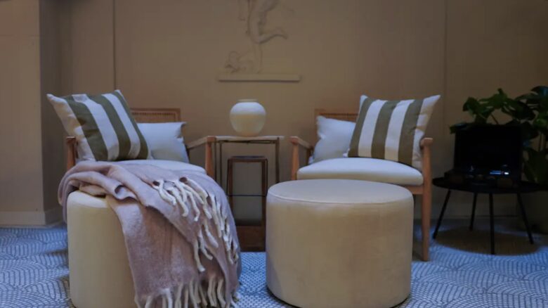 Elegant Parisian Apartment with Patio - Paris, France