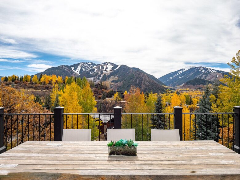 Private Red Mountain Retreat in Aspen - Aspen, Colorado