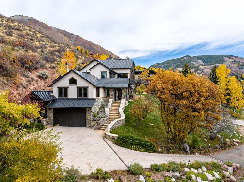 Private Red Mountain Retreat in Aspen - Aspen, Colorado