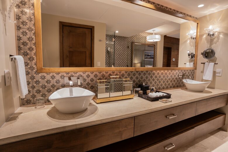 Master Suite (One Bedroom) l Grand Solmar Pacific Dunes - Cabo San Lucas, Mexico