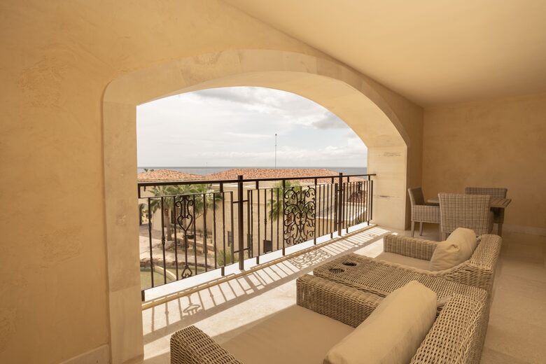 Master Suite (One Bedroom) l Grand Solmar Pacific Dunes - Cabo San Lucas, Mexico