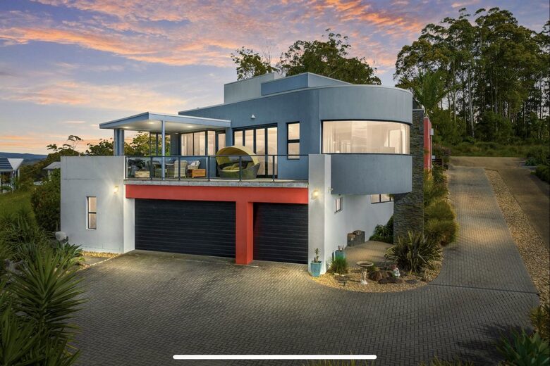 Seabreeze Sanctuary - Long Beach, Australia