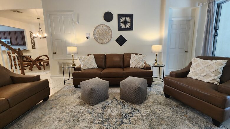 2 Miles From Disney with Private Resort Amenities - Kissimmee, Florida