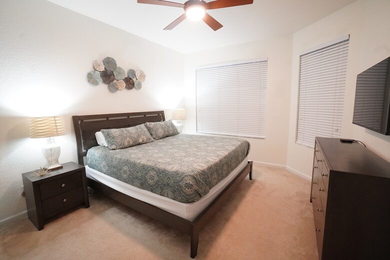 2 Miles From Disney with Private Resort Amenities - Kissimmee, Florida