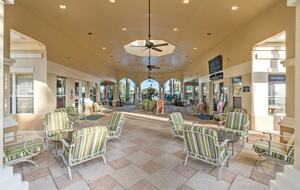 2 Miles From Disney with Private Resort Amenities - Kissimmee, Florida