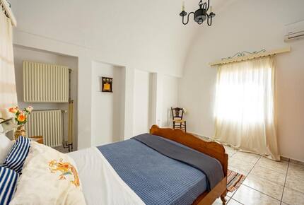 Amoni House – Authentic Village Stay in Santorini - Pyrgos Kallistis, Santorini, Greece