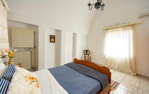 Amoni House – Authentic Village Stay in Santorini - Pyrgos Kallistis, Santorini, Greece