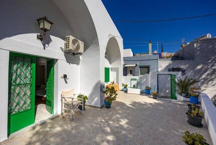Amoni House – Authentic Village Stay in Santorini - Pyrgos Kallistis, Santorini, Greece